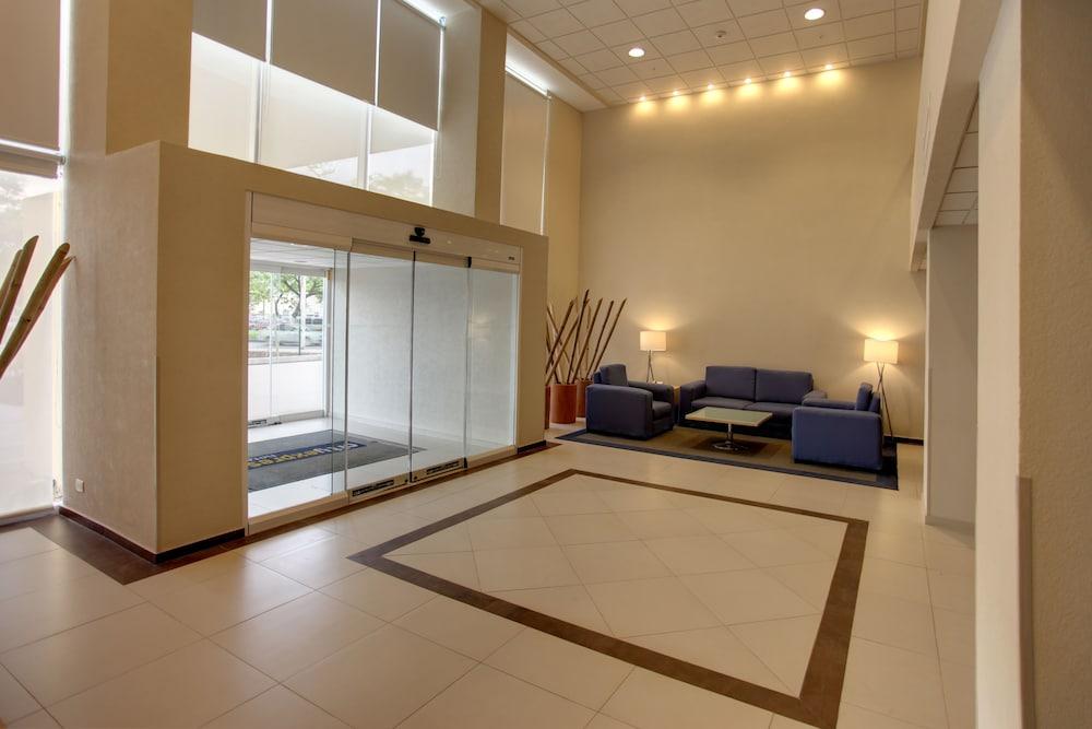 City Express By Marriott Puebla Finsa Exterior foto