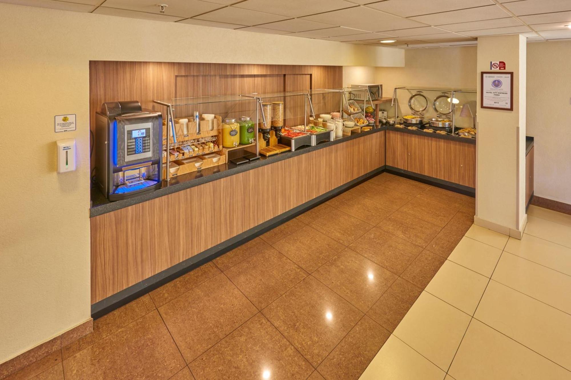 City Express By Marriott Puebla Finsa Exterior foto